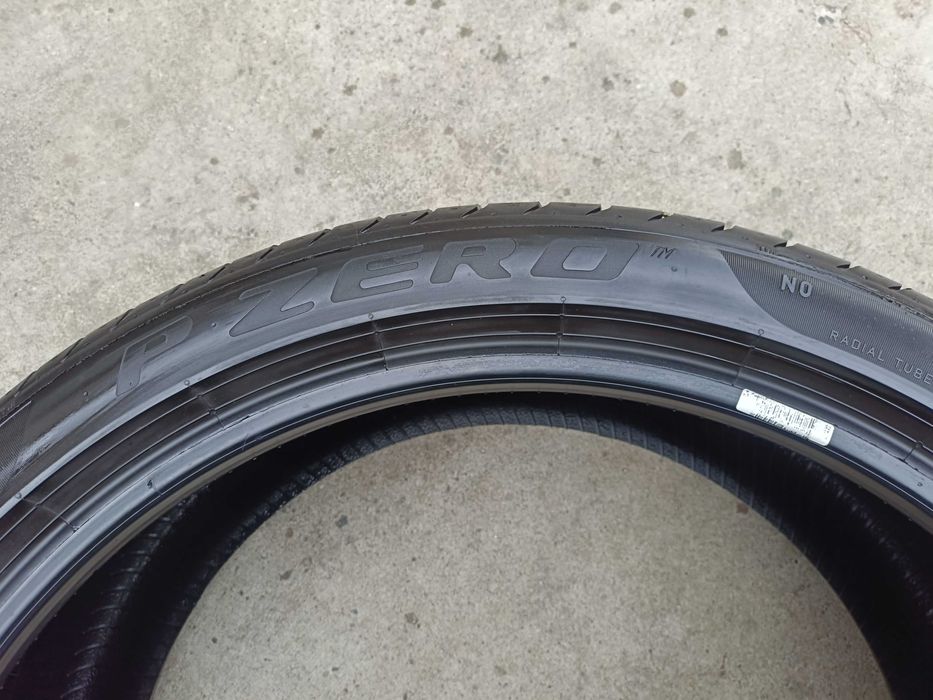 O anvelopa de vara 285 35 22 pirelli p zero profil 7,5 mm dot 2023