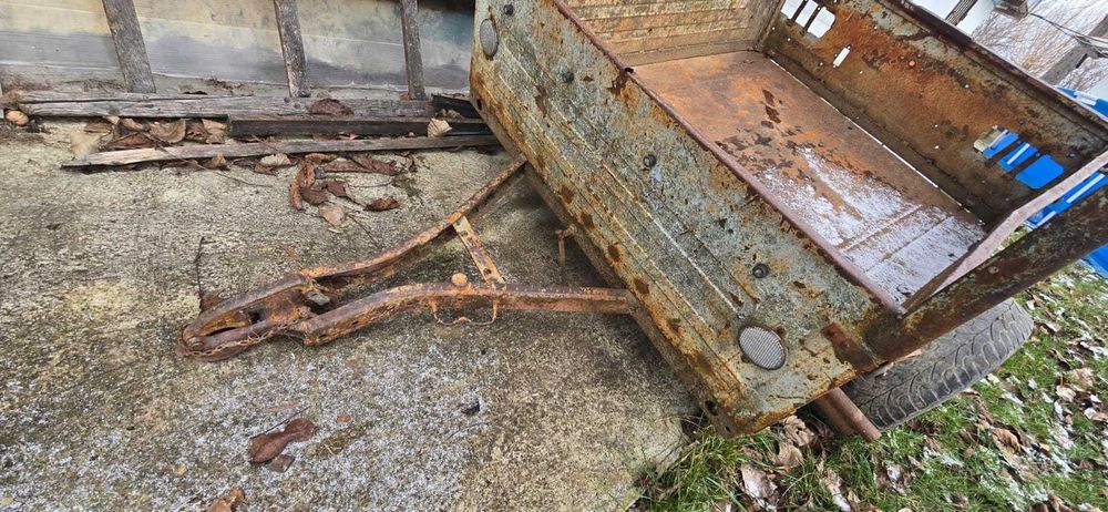 Pluguri, bilon, cositoare/tocatoare, motor pasquali 18 cai 4x4