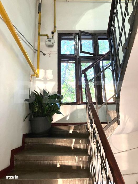 Apartament spatios, cu 3 camere, 62 mp, zona Garii