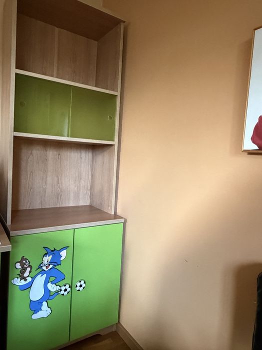 Mobila pt copii putin folosita are un defect la seltare