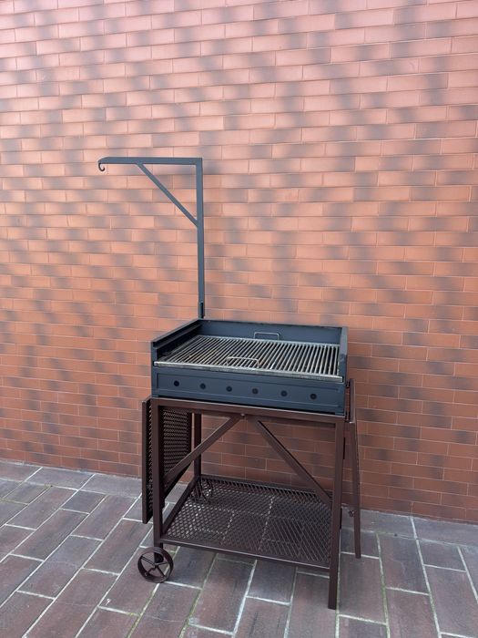 Gratar cu suport ceaun