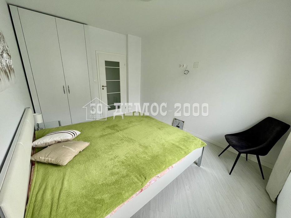 Продава се Тристаен апартамент в Варна, Бриз - 102 кв.м за 1250 €/кв.м - Снимка #12