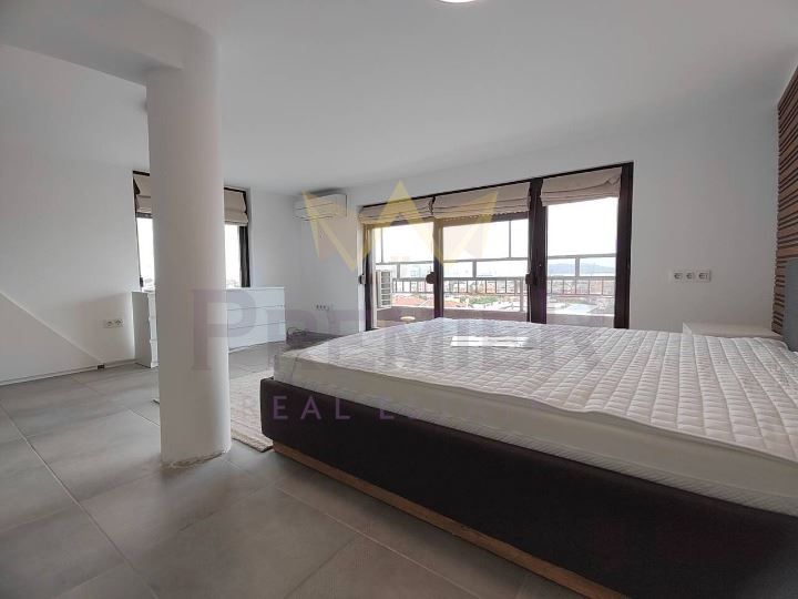 Продава се Двустаен апартамент в Бургас, Възраждане - 91 кв.м за 1814 €/кв.м - Снимка #5