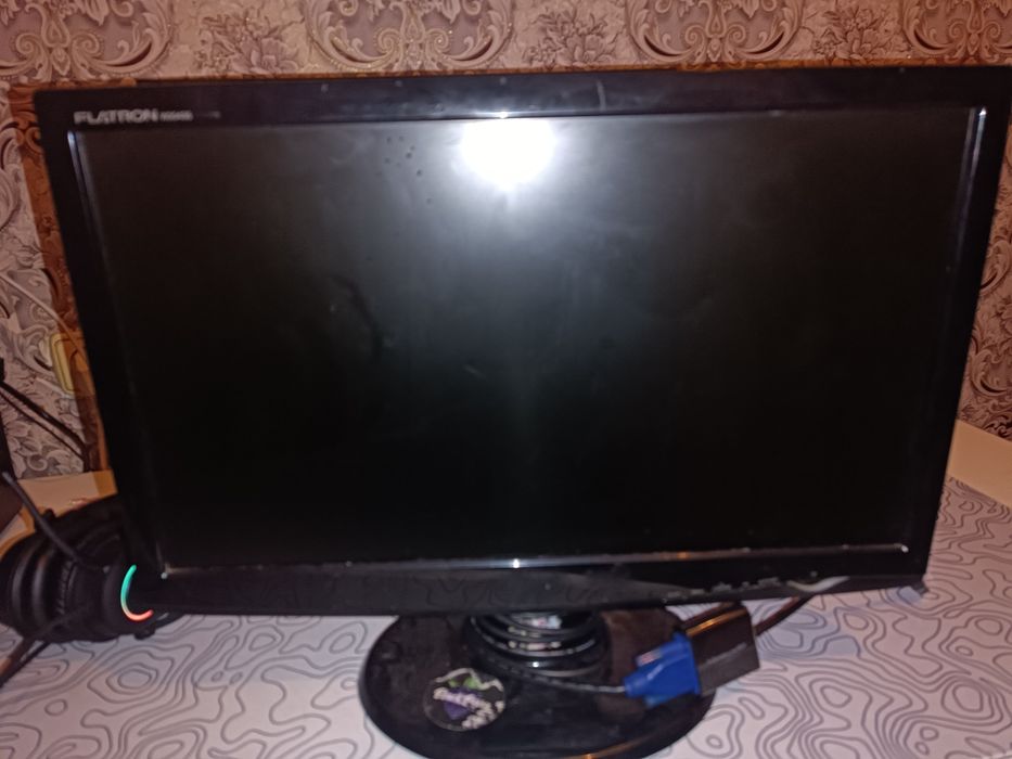 Монитор Монитор LG 19