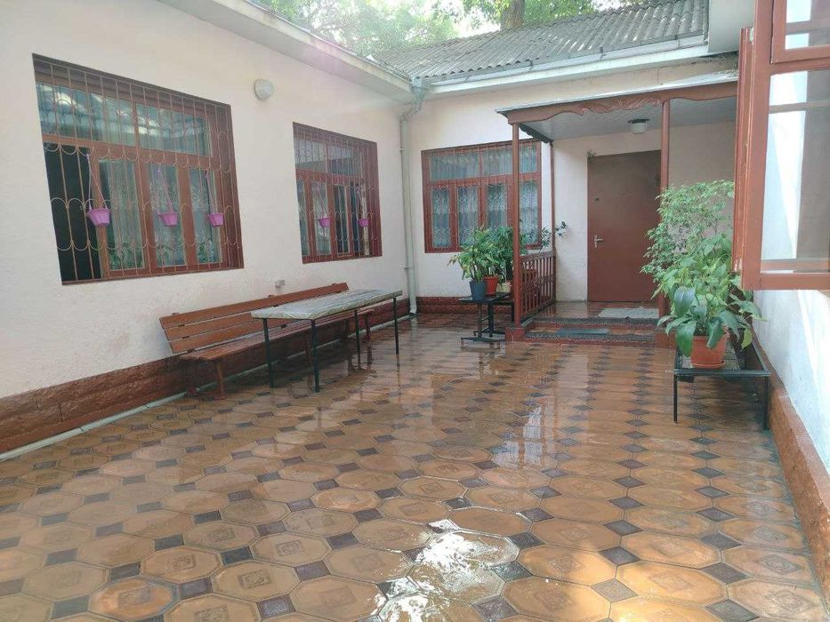 Продается своя 2х комнатная квартира  в Чиланзарском районе