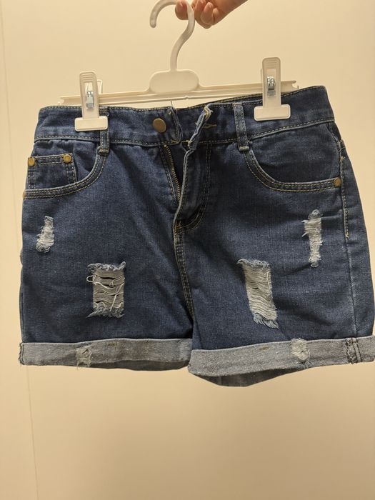 Продам женские вещи