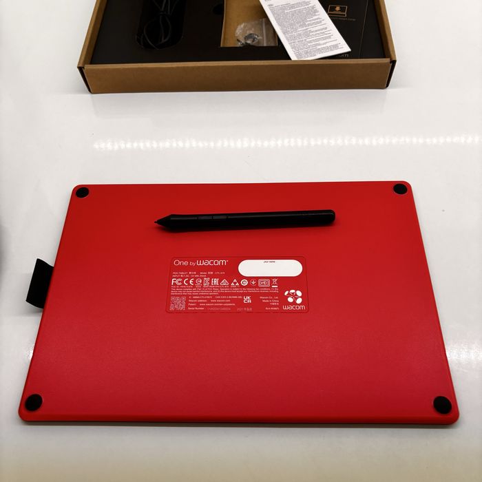 Графичен таблет “One by Wacom”
