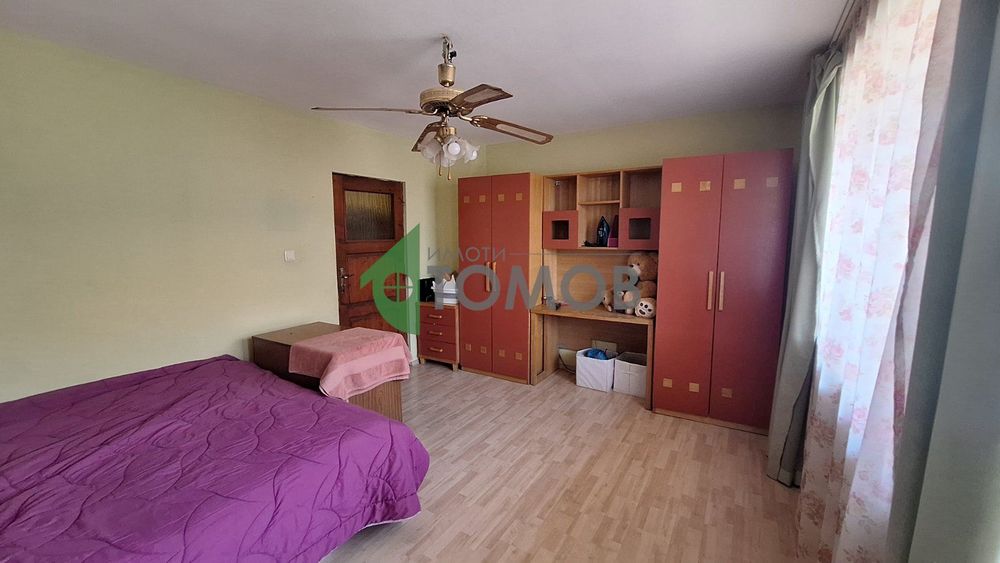 Многостаен апартамент с гараж в кв. Кольо Ганчев