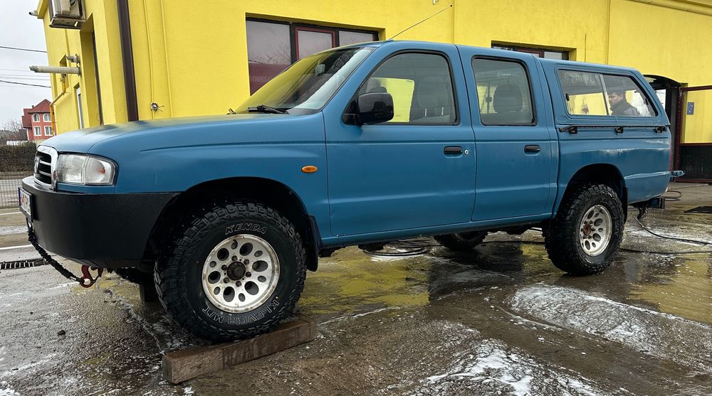 Mazda B2500 200.000 km