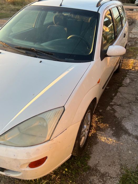 FORD Focus 2000 — imagine 5