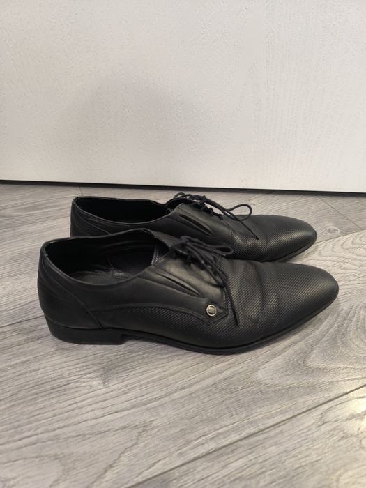 Черни обувки естествена кожа
