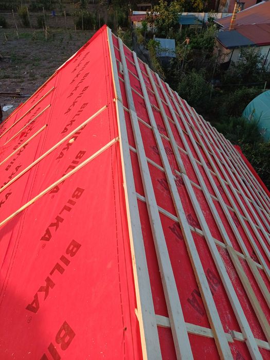 EXECUTAM URMĂTOARELE SERVICI


1. Reparatii Acoperis,
2. Montaj orice