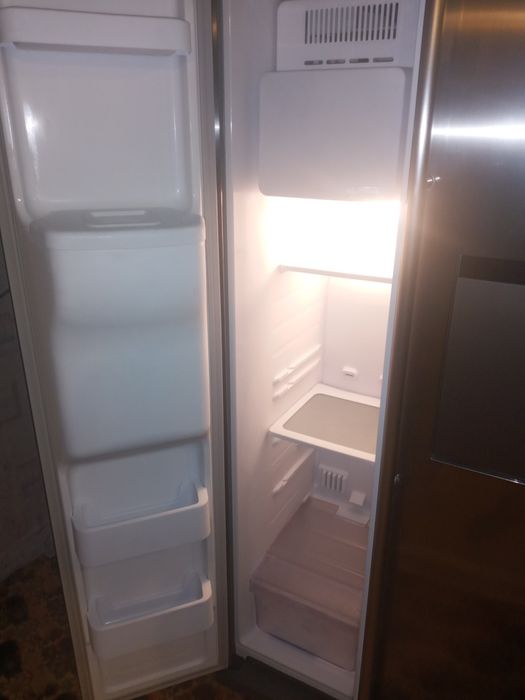 Холодильник. No frost. Side by side. Самсунг