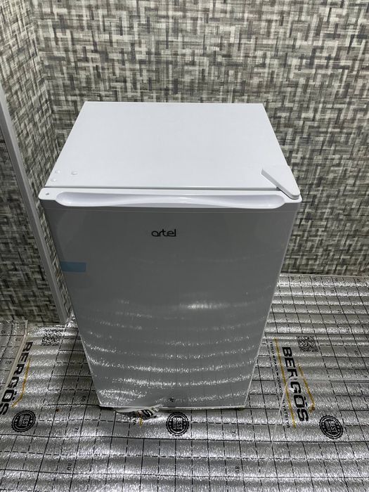 Новый холодильниый Artel