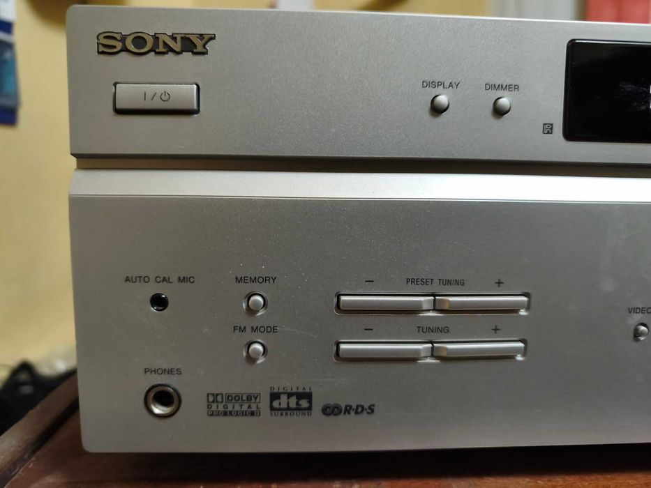 Продавам 5+1 ресивър домашно кино SONY STR k 780