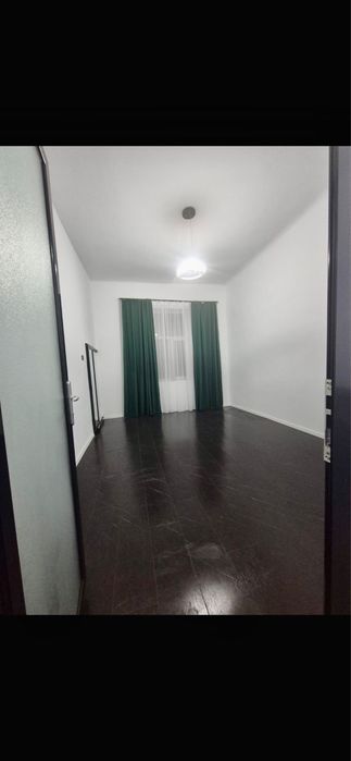 Apartament 2 cam la casa in oras, toate utilitatile,zona centrala lini