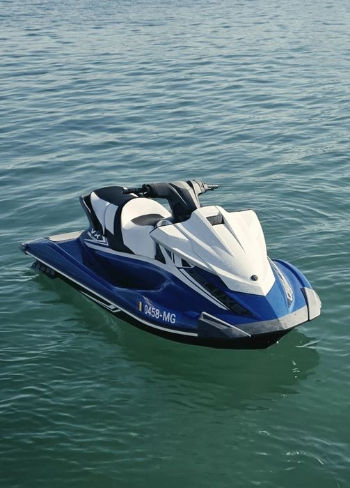 Yamaha VX Deluxe