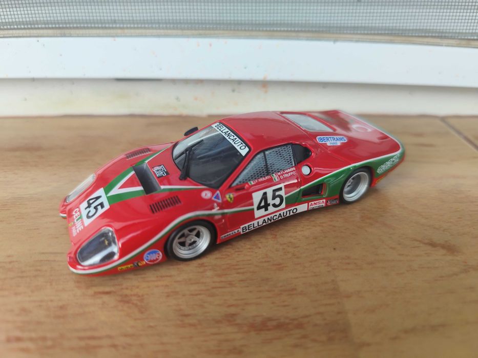 Set de două mașinuțe Ferrari 24h Le Mans