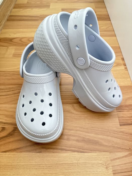 Crocs stomp high shine