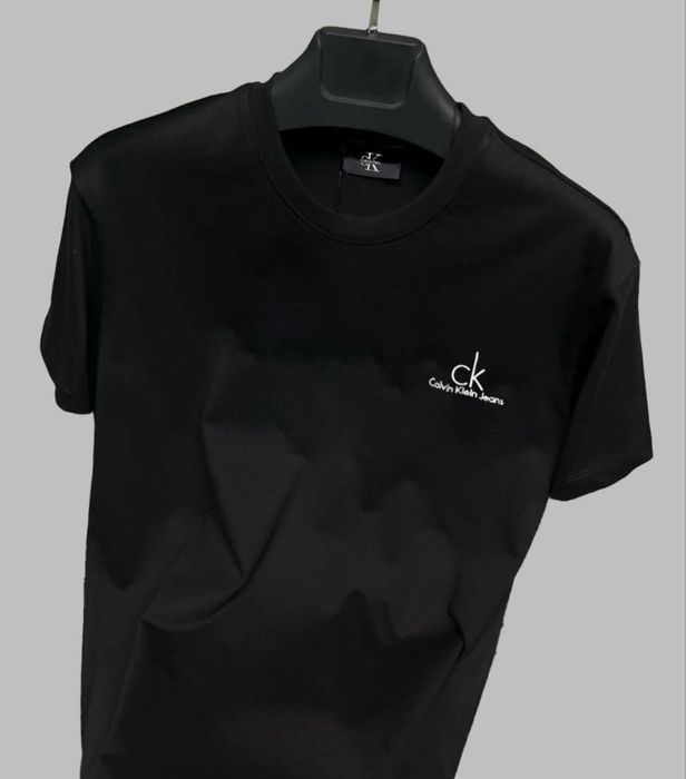 Мъжки маркови тениски -4 Размери с,м,л,Хл,2хл    Цена 28лв