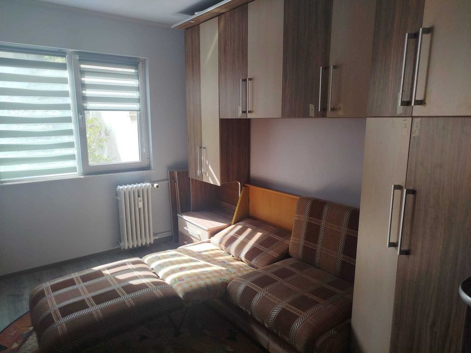 Vand apartament 2 camere, Arad zona Lebada