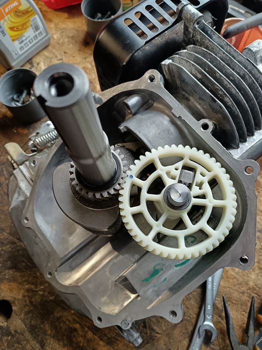 Reparatii si service motocoase,masinute tuns iarba,drujba,motocultor