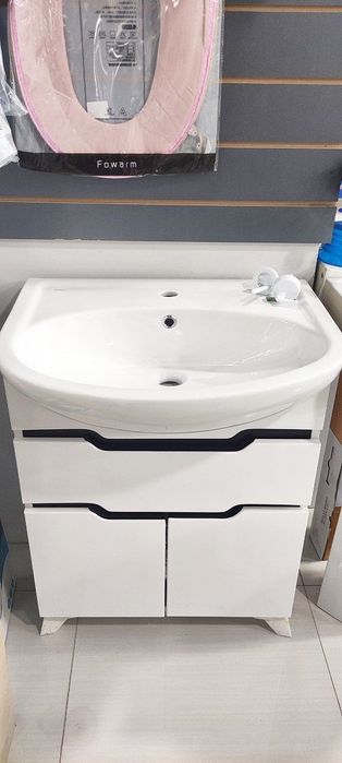 Раковина с шкафом (тумбой) в ассортименте новый с сифоним