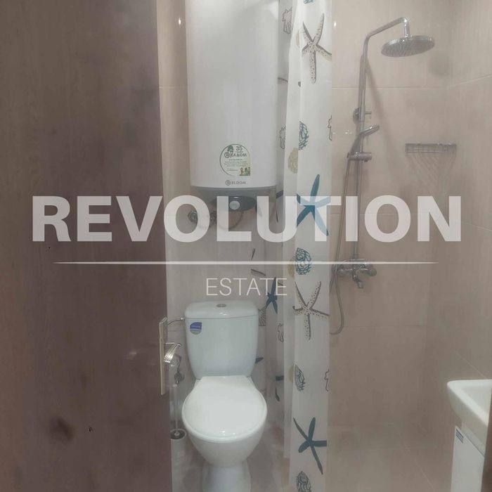 Дава се под наем Двустаен апартамент в Варна, Център - 55 кв.м за 550 € - Снимка #4