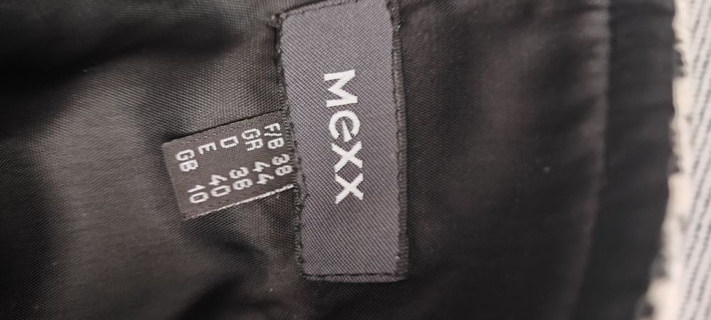 MEXX нова дамска пола шотландско каре