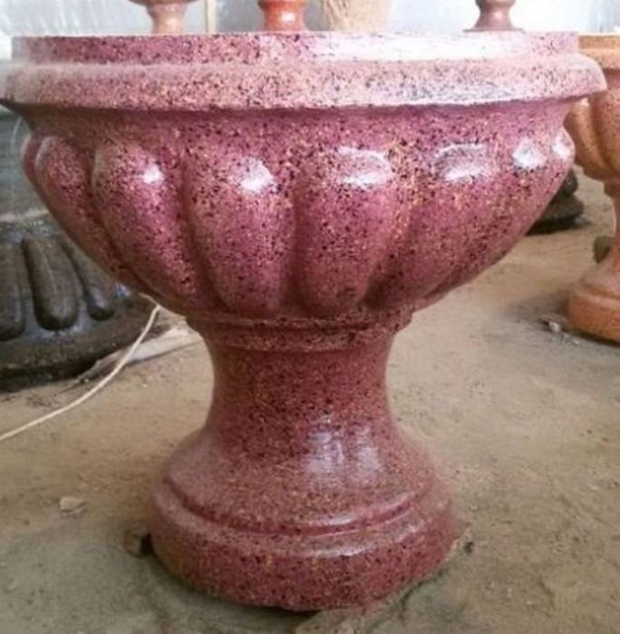 Бетонни гултувакла хархил турдаги кучат ва дарахт