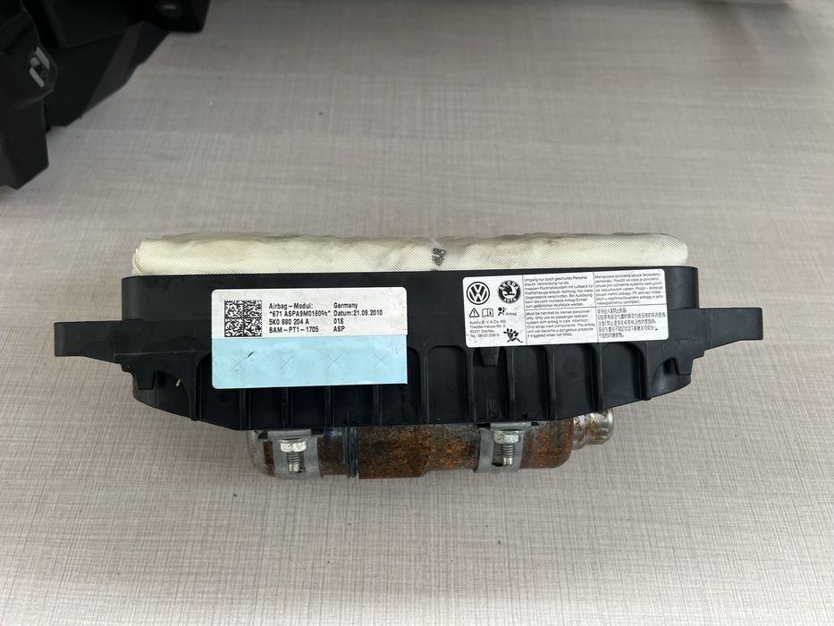 Air bag за табло Vw Golf 6