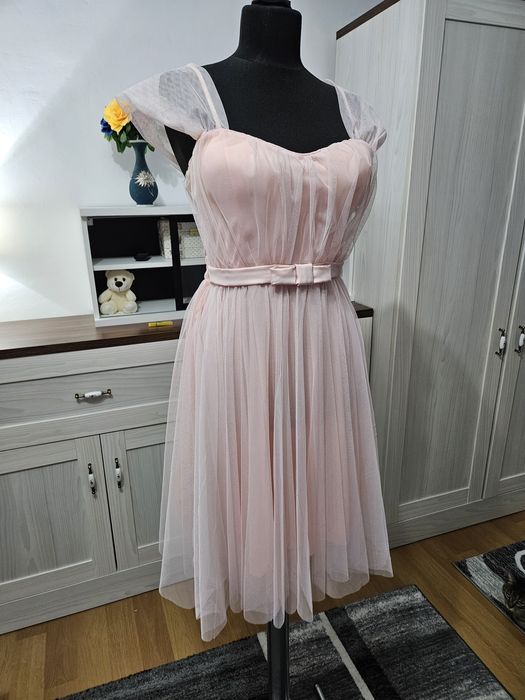 Rochița scurta impecabila