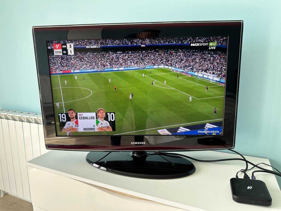 Телевизор Samsung 32" FullHD - LE32A656A1F - перфектно състояние