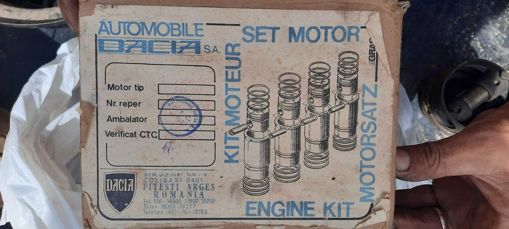 Vînd set motor dacia 1300 original nou