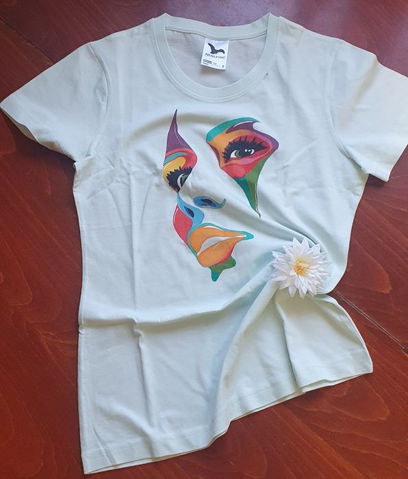Tricou pictat manual dama