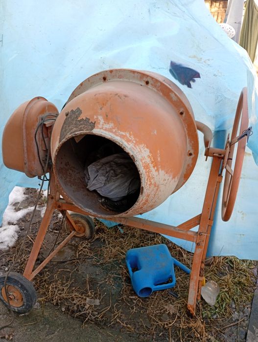 Бетономешалка рабочая