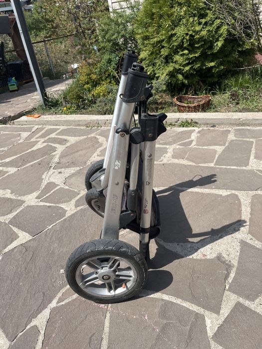 Коляска детская прогулочная