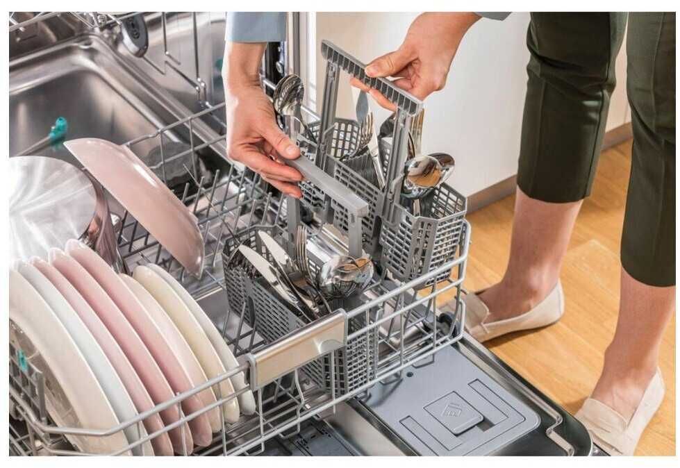 Съдомиялна свободностояща GORENJE GS642E90X 60см.