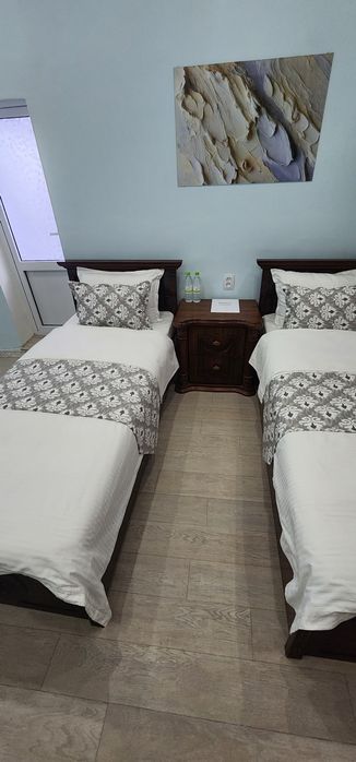 Mexmonxona Registon yaqinida