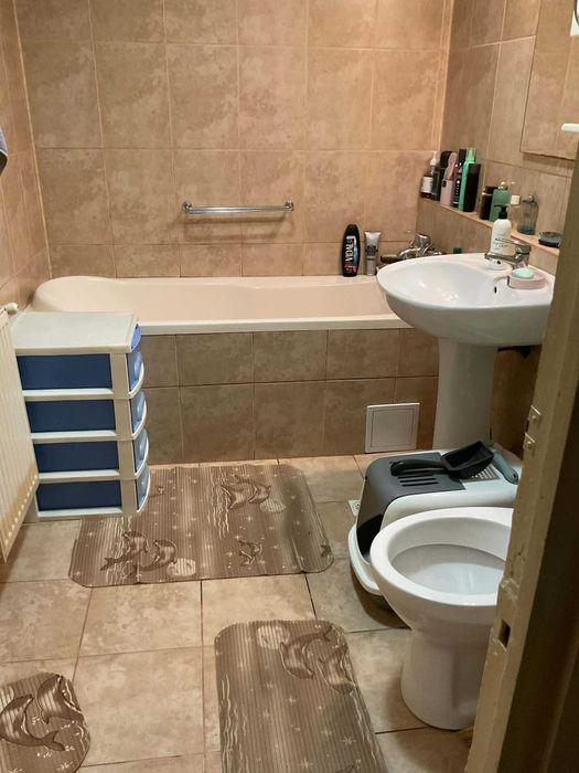 Vand apartament 3 camere decomandat