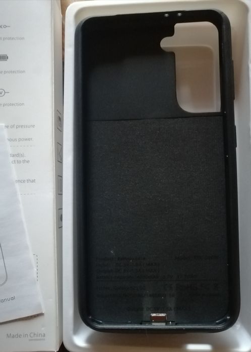 Samsung S21  защитен калъф с интегрирана батерия и Qi