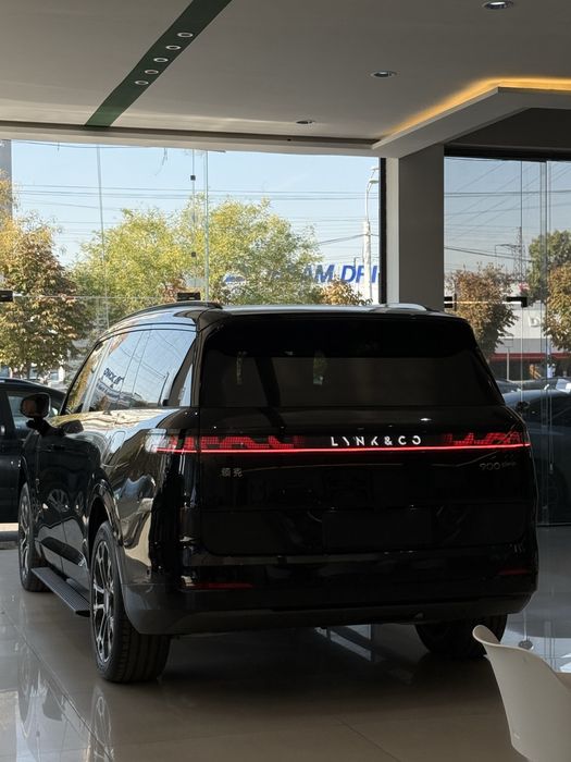 Link&Co 900 Full 1.5 lt Ultra  2026 oqga qora bor