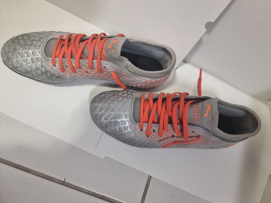 Пума(puma) бутонки 42,5 номер  27,5 сантиметра  изолзвани