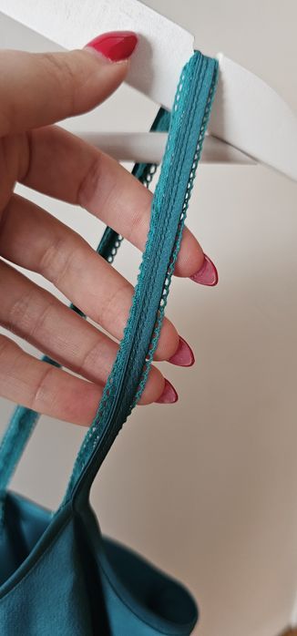 Twinset рокля с къдрица в зелен цвят