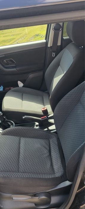 SKODA Fabia 2011 — imagine 5