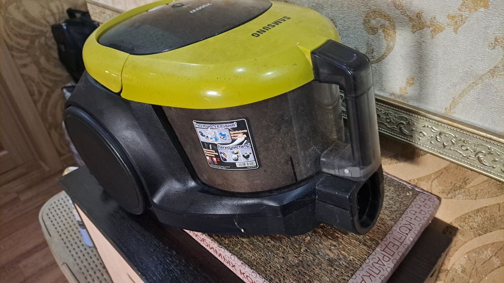 Продам пылесос samsung