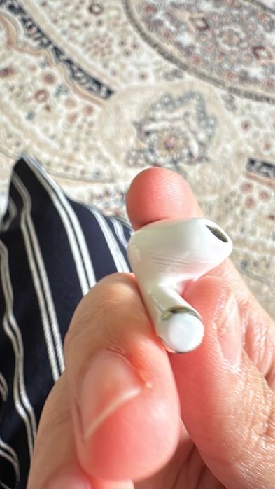 Айрподс 3 левое ухо