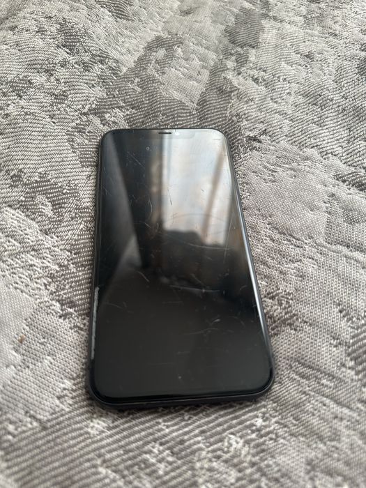 Iphone 11 продам