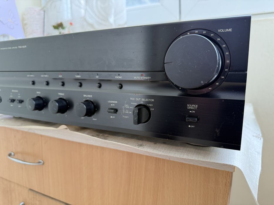 Denon PMA-680r Стерео усилвател