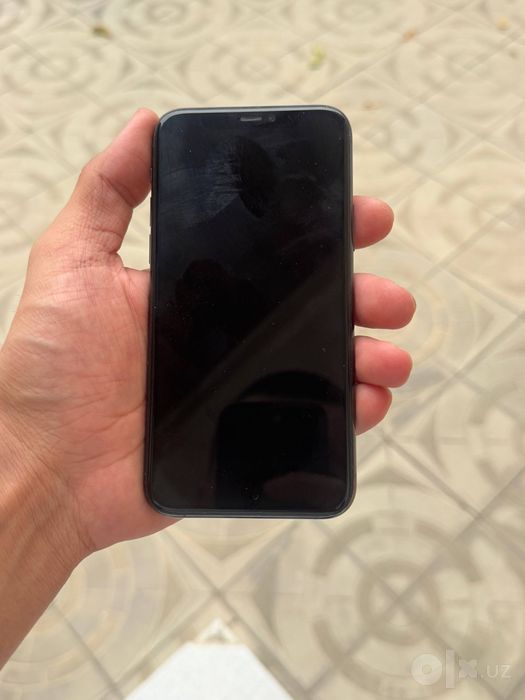 Iphone 11 pro 64gb sotiladi